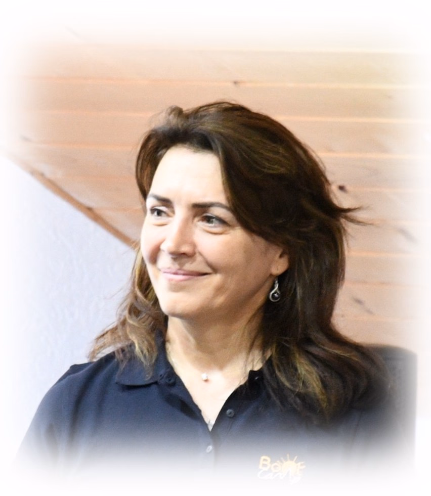 Roxana Szekely